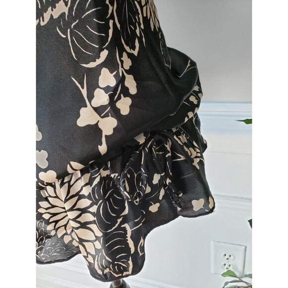 Voice Tank Top Womens XL Black Floral Sleeveless Keyhole Ruffle Trim Halter Neck - Picture 9 of 11